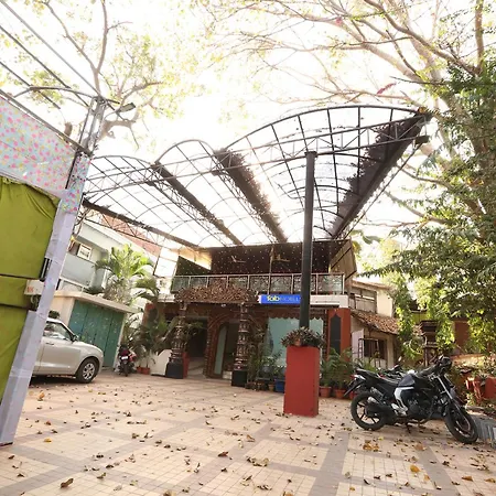 Fabhotel Maruthi Residency - Nr Lakdikapul Metro Station